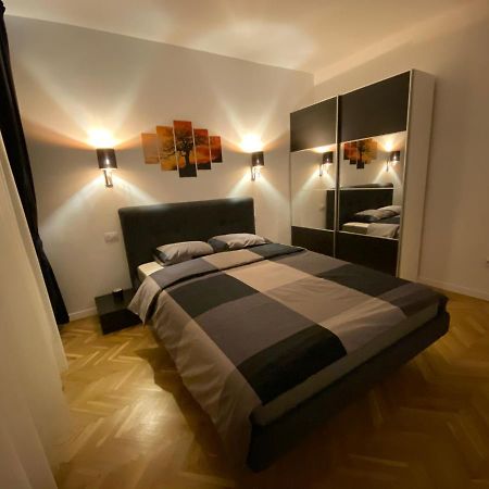 Apartmán Center Loft Buzău Exteriér fotografie